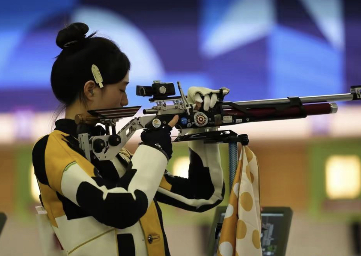 LPL-包含自行车大师赛焦点战：关中麒麟队强势横扫海滨旋风队，新星闪耀。保级形势悄然变化的词条